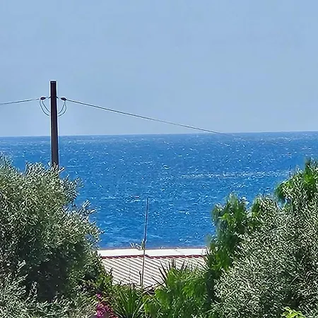 La Loggia Sul Mare בית נופש *